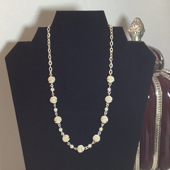 Trifari Jewelry - TRIFARI SILVER BALLS/CHAIN CHOKER